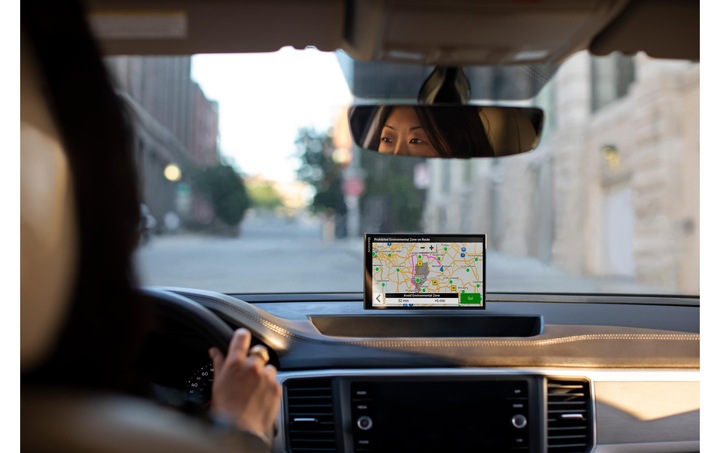 Actual product image Garmin DriveSmart 66 Alexa (6")