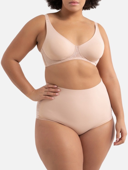 Image du produit La Redoute Collections Soutien-gorge minimiseur en microfibre et dentelle (85 C)