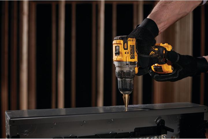 Actual product image DeWalt Rechargeable battery DCD701D2QW drill screwdriver (Rechargeable battery operated)