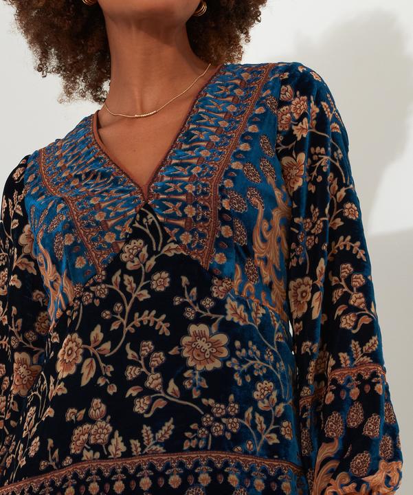 Actual product image Joe Browns Plunge Neck Devoré Tunic (34)