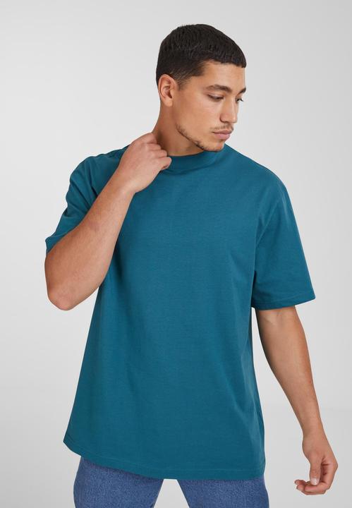 Actual product image Urban Classics Tall Tee (M)