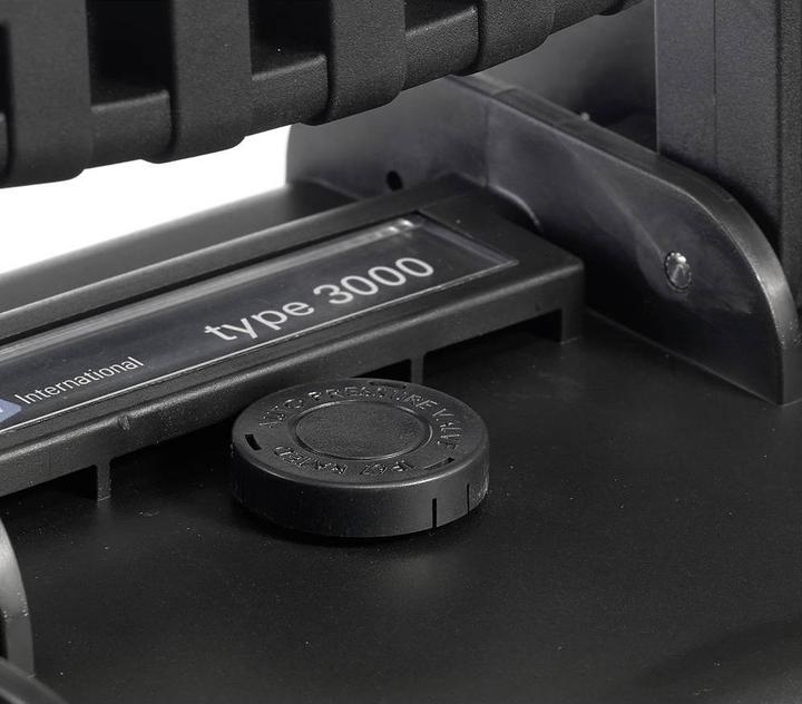 Actual product image B&W International Jet 3000