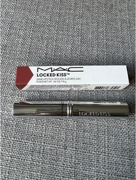 Actual product image MAC Cosmetics M.A.C. Locked Kiss Lipstick Extra Chili (Extra chili)