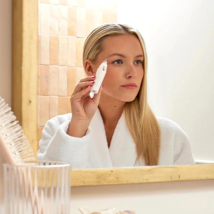 Actual product image Remington Bare Me™ Detail Gesichts-Rasierer 2 in 1 | WFS200