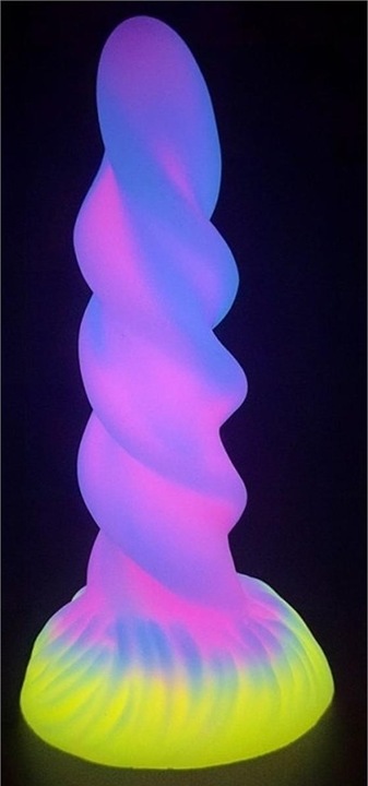 Immagine prodotto Unicorny Dildo "Unicorno a spirale" fosforescente
