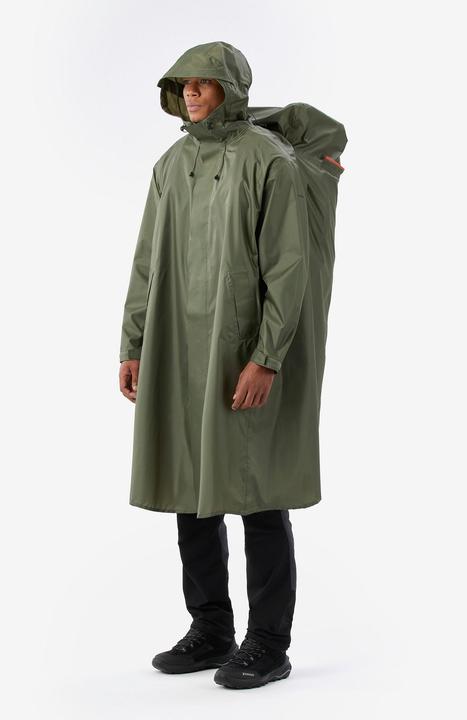 Produktbild Forclaz Poncho Regencape anpassbar max. 75 l Wandern - MT900 2.0 khaki (S, M)