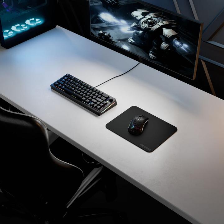 Actual product image Glorious Mouse Pad 2 Medium - Edgeless - Black (M)