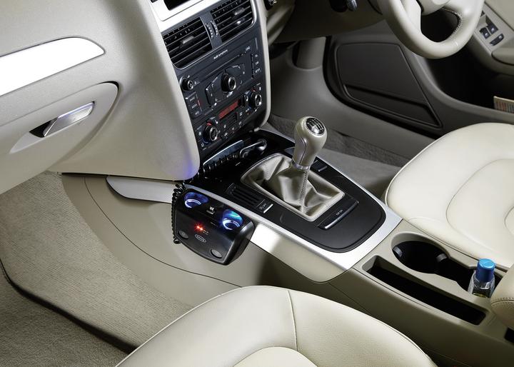 Actual product image Hückmann Vehicle multiple socket 12V