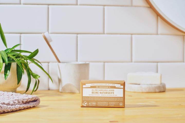 Immagine prodotto Dr. Bronner's Gelsomino di legno di sandalo (Sapone alla cagliata)