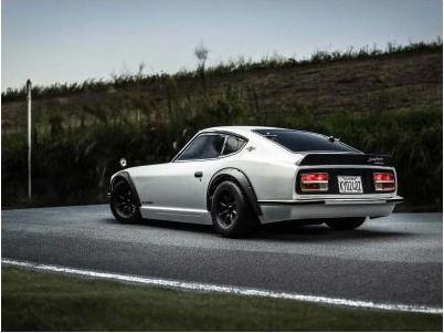 Immagine prodotto Kyosho Auto da turismo Fazer MK2 Datsun (RTR pronto all'uso)