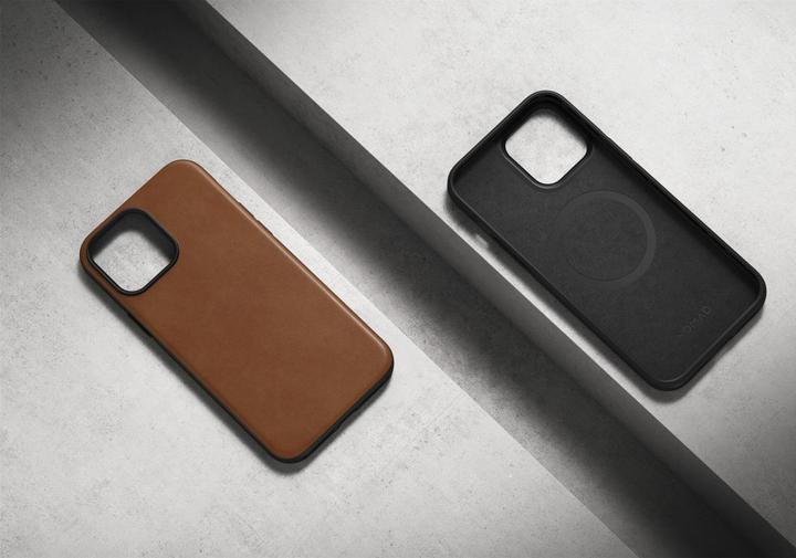 Actual product image Nomad Back Cover Modern Leather iPhone 14 Pro Max Light Brown (Apple iPhone 14 Pro Max)