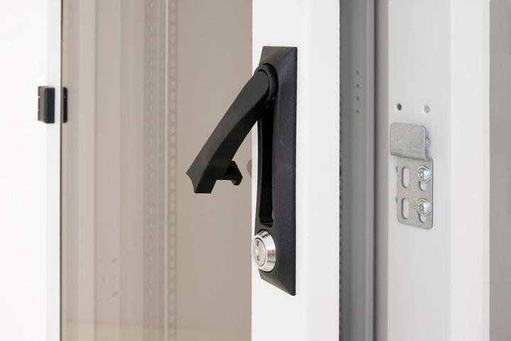 Produktbild Triton RMA-18-A69-CAX-A1 - 19" Serverschrank, 15 HE, 600 x 900mm (15 HE, 19 Zoll Rack)