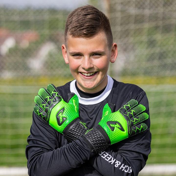 Produktbild Catch & Keep Fussballhandschuhe Kralle Protector Gr. 3 Grün Torwart Keeper Goalie Handschuhe (3)