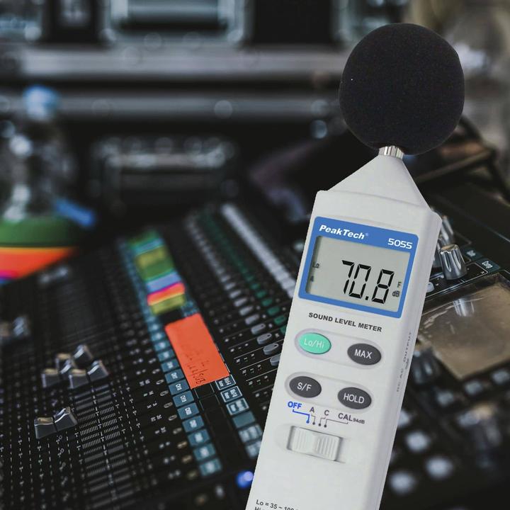 Actual product image Peaktech Sound level meter 35...130 dB 0.1 dB 31.5 Hz...8 kHz ( 5055)