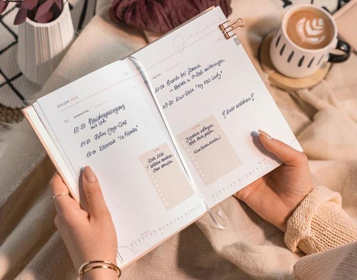 Image du produit Ridoide rido idé Tagesagenda Design Line Watercolor Blume, 2026 (148 x 210 mm, A5, 1 jour / 1 page)