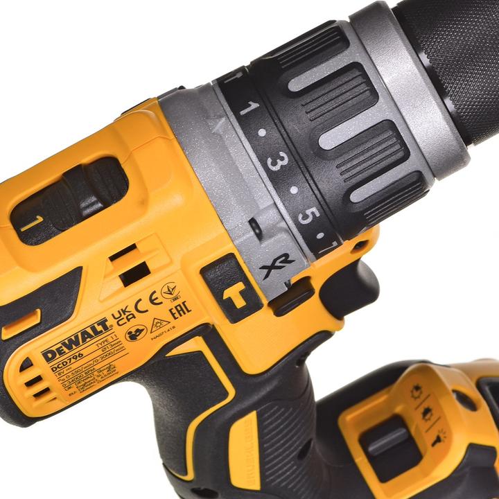 Productafbeelding DeWalt COMBO SET 18V 6 - PCS + 3 x 5.0Ah + 2x DS300 DCK623P3