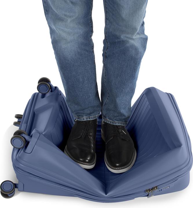 Actual product image Heys AirLite - Trolley case (75 l)