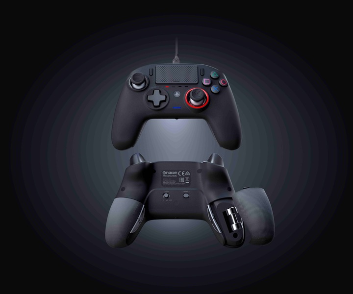 Productafbeelding Nacon Gaming Revolution Pro Gaming 3 (PS4)