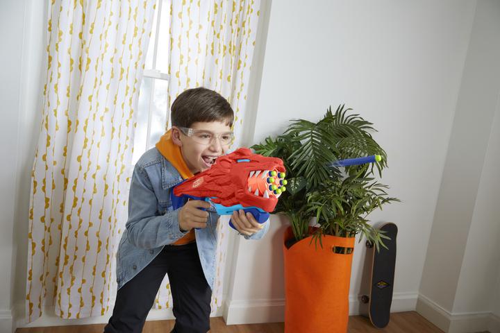Actual product image Nerf Lionfury