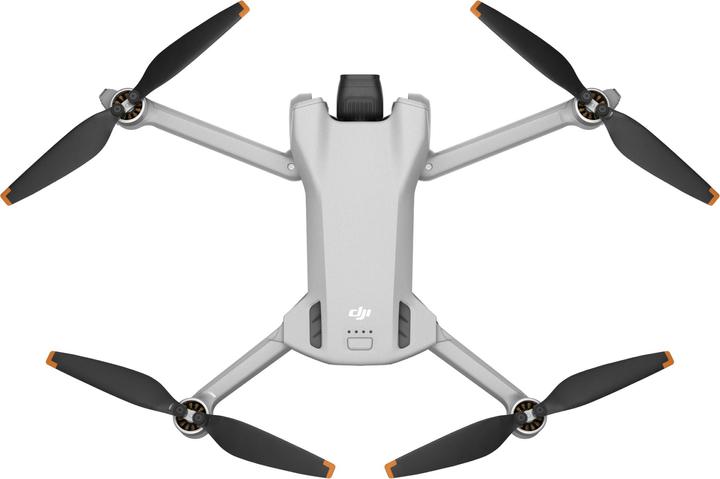 Actual product image DJI Dronas Mini 3 Fly More Combo su RC-N1 valdymo pultu ir papildomais aksesuarais (38 min, 248 g, 12 Mpx)