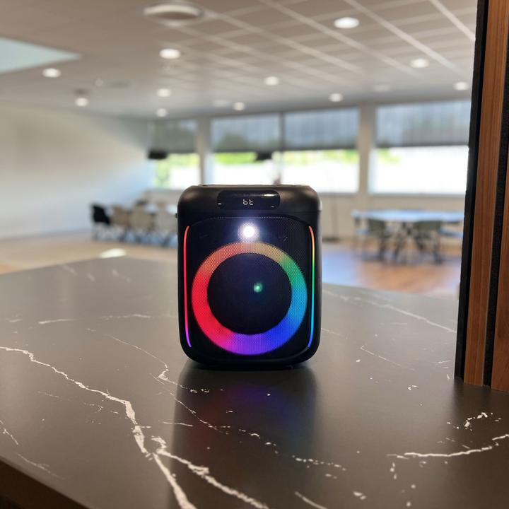 Actual product image Lenco PA-101BK (14 h)