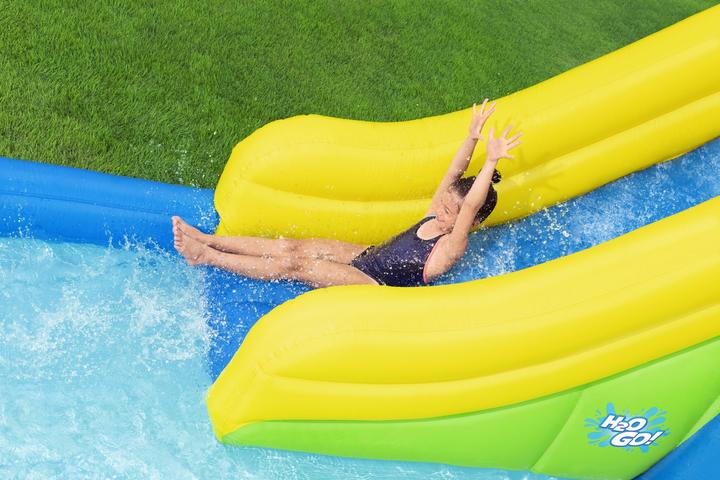 Produktbild Bestway Inflatable Water Park Pool 435x286x267cm + 5 Years Garden 53478