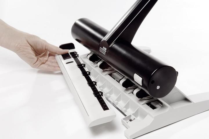 Image du produit Novus 30-Sheet Hole Punch Noir Gris (025-0470 NO)