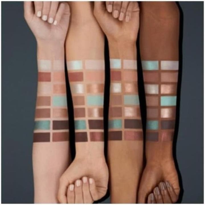 Produktbild Catrice Pro Hint of Mint Slim Eyeshadow Palette (010 Aesthetic Vibes)