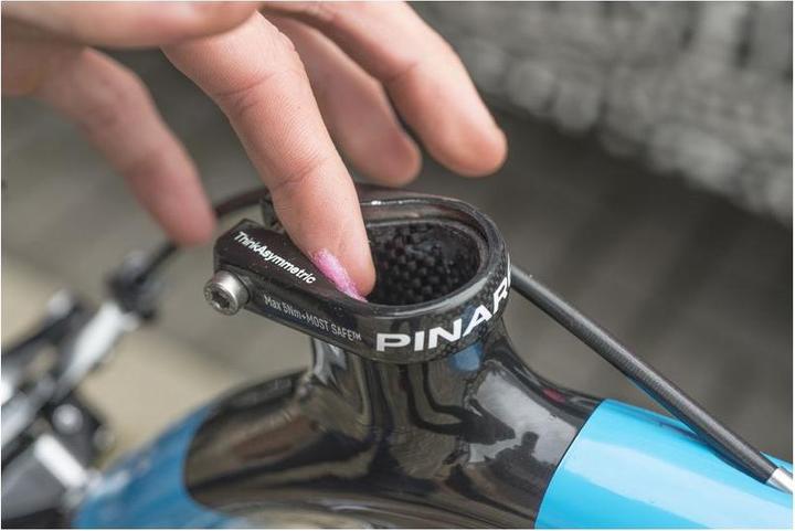 Actual product image Muc-Off Carbon Gripper (75 ml, Assembly paste)