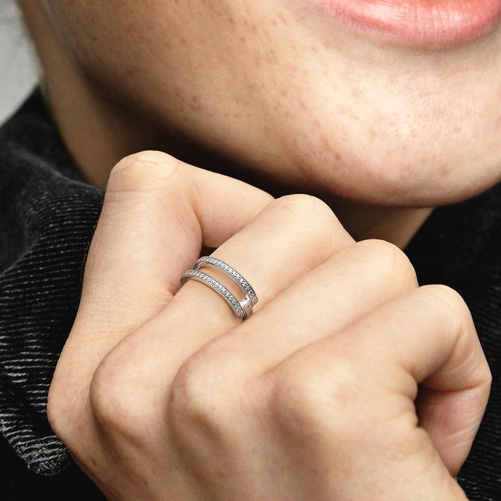 Produktbild Pandora Signature Logo & Pavé Double Band Ring (48)