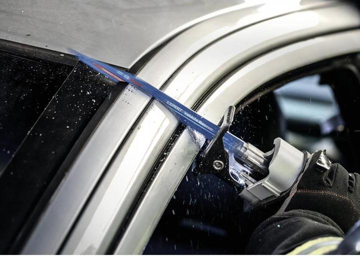 Actual product image Bosch Professional Zubehör EXPERT 'Vehicle Rescue' S 1157 CHM reciprocating saw blade, 10 pieces