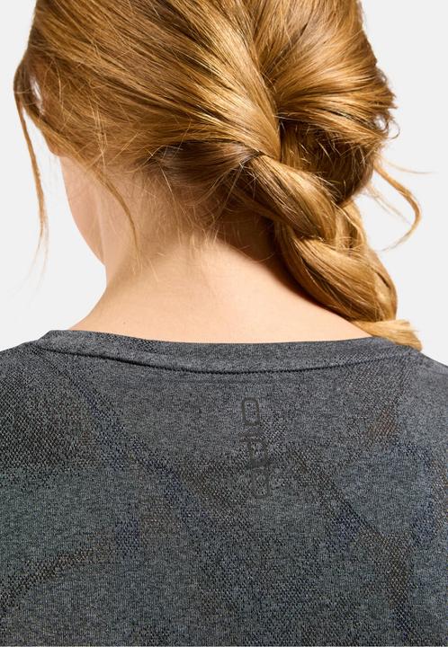 Actual product image Odlo Women's Engineered Chill-Tec Crew Neck S/S (L)