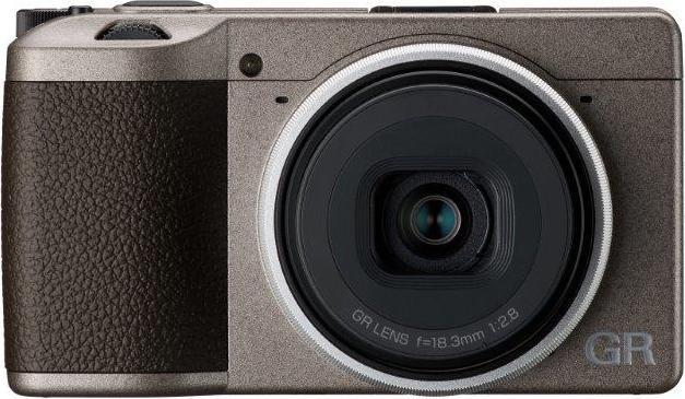 Produktbild RICOH GR III Diary Edition (18.3mm, 24.20 Mpx, APS-C / DX)