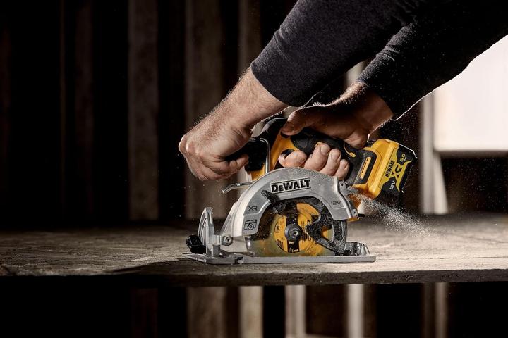 Produktbild DeWalt 12V 140mm BL Circular Saw-Bare