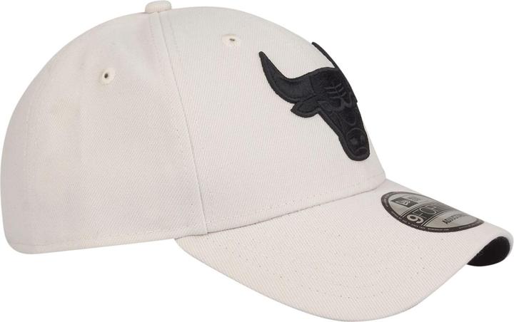 Actual product image New Era 9Forty Chicago Bulls