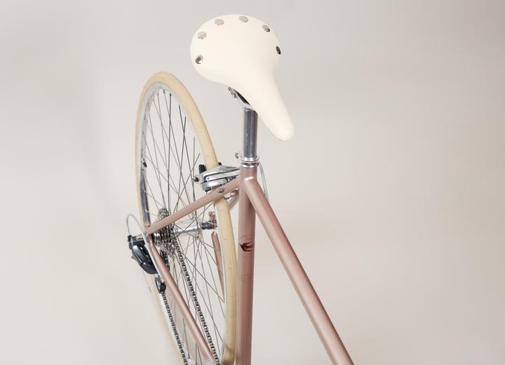Actual product image MAY Yiwu (50 cm)