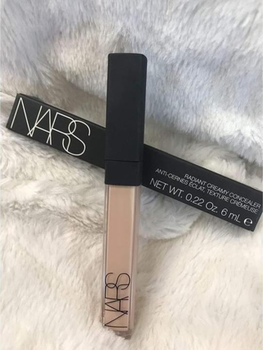 Immagine prodotto NARS Cosmetics Radioso e cremoso (Crème Brulee)