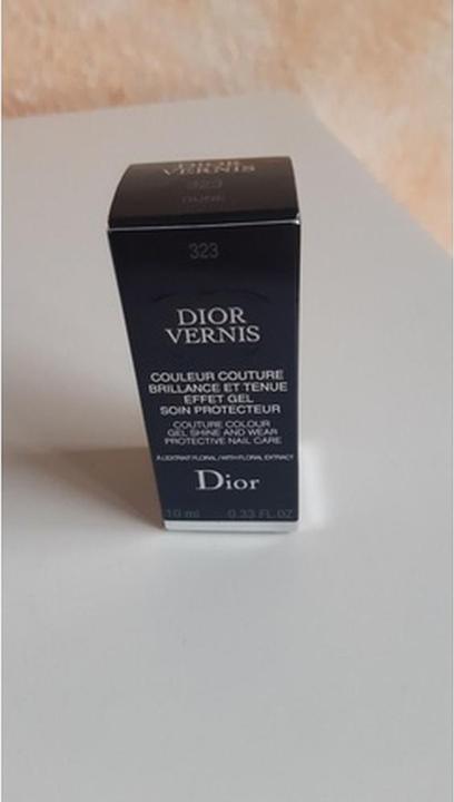 Image du produit Dior Rouge Vernis No 323 (323, Vernis couleur)