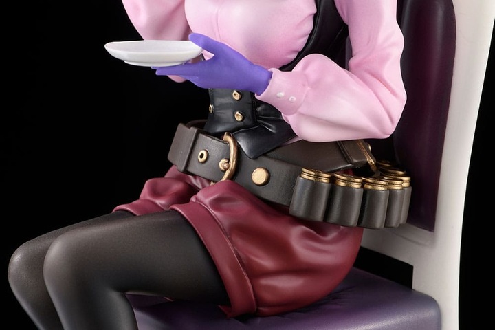 Actual product image Amakuni Persona 5 statuette PVC 1/7 Royal Haru Okumura Phantom Thief Ver. (Reproduction) 23 cm