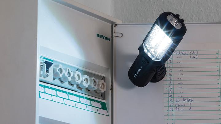 Produktbild Duracell MAXIMUS LED Worklamp M-WKL-012-DU 3W+1W 240+60lm 3xAA Powered by (240 lm)