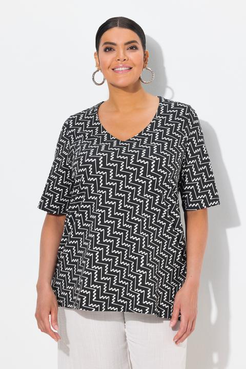 Actual product image Ulla Popken Zigzag Print Short Sleeve V-Neck Tee (46, 48)