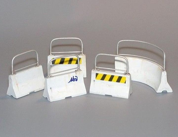 Produktbild Plus Model Strassensperren - kurz