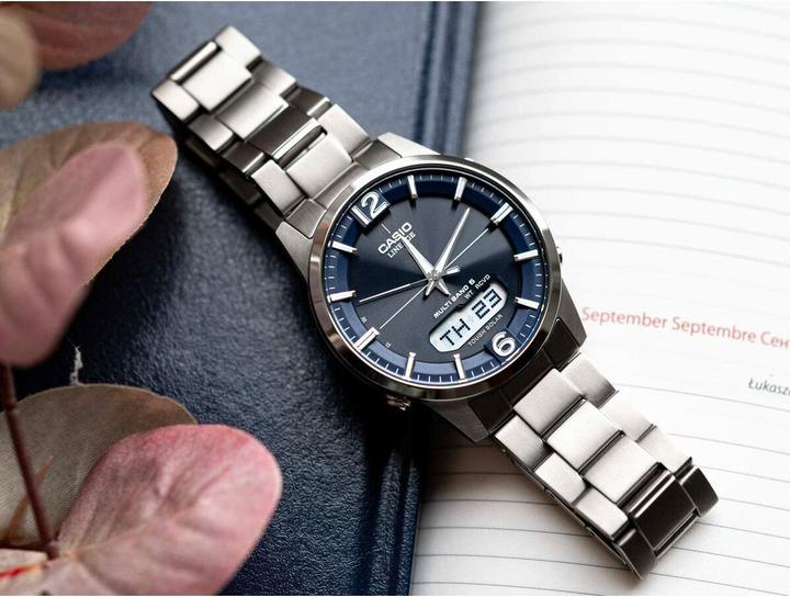 Actual product image Casio Lcw-M170td-2aer (Radio-controlled clock, Chronograph, 40 mm)