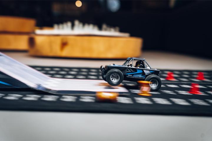 Produktbild Carson 1:32 Deemon X 100% RTR (RTR Ready-to-Run)