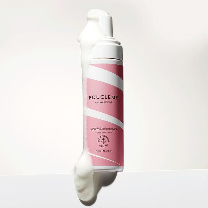 Immagine prodotto Boucleme Schiuma Super Volumizzante Schiuma Styling per Capelli Ricci 200ml (200 ml, Volume in polvere)