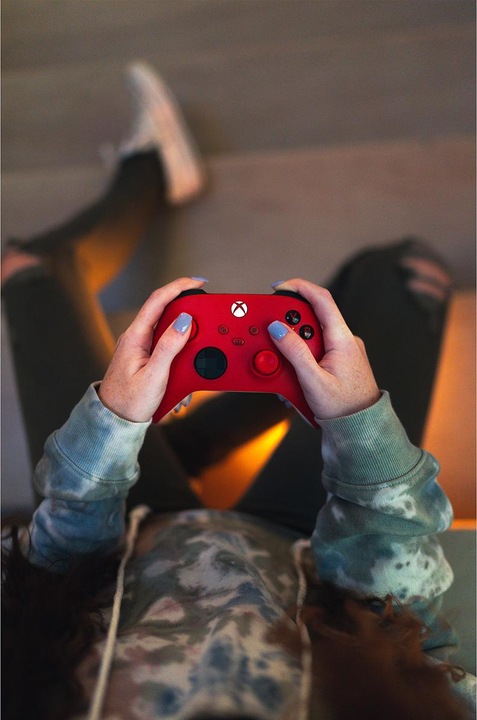 Immagine prodotto Microsoft Xbox Wireless Controller - Pulse Red (Xbox One S, Xbox Serie S, PC, Xbox One X, Xbox Series X)