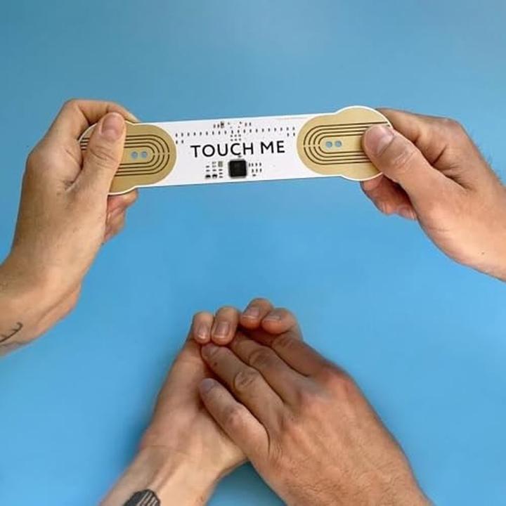 Produktbild Playtronica TouchMe MIDI-Controller, interaktiv, kompakt, mit Audio-Interface und Tasche (Controller)