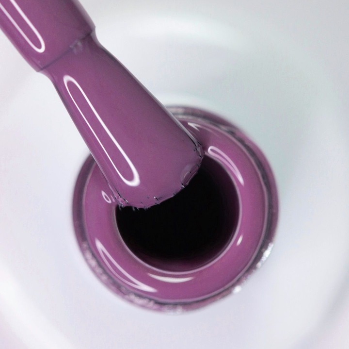 Actual product image Striplac Peel or Soak (157 Italian Chic, UV gel varnish)