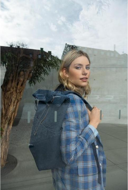 Image du produit reisenthel Sac à dos de loisirs Rolltop backpack Herringbone Dark Blue (22 l)
