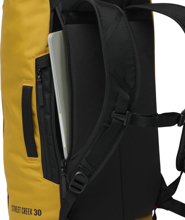 Actual product image Black Diamond Street Creek 30 Rt Backpack (30 l)